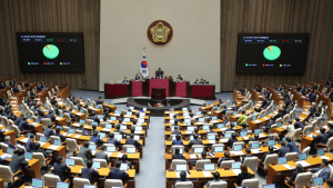與, 2차 추경 곧 발표…소득계층별 15만~50만원 차등지원 유력
