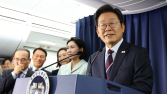 李대통령 “미국과 협상, 다른 국가보다 불리하지 않도록 해야” [G7정상회의]