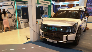 AI 투자 100조 시대…車 현장선 “‘칩·안전·인재’ 3중 난관 돌파 우선”