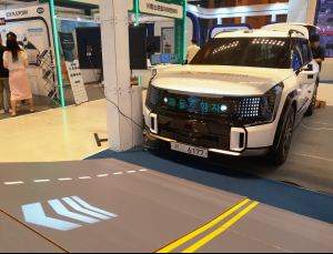AI 투자 100조 시대…車 현장선 “‘칩·안전·인재’ 3중 난관 돌파 우선”