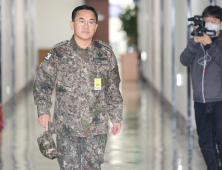 특검, 여인형 전 사령관 추가 혐의 포착…군검찰과 공소 협의 중