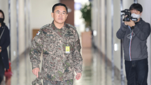 특검, 여인형 전 사령관 추가 혐의 포착…군검찰과 공소 협의 중