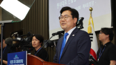박찬대 “정청래는 스타플레이어, 난 플레잉코치…당·정·대 ‘원팀’ 만들어야”