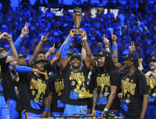 오클라호마시티, 창단 첫 NBA 제패…SGA, 파이널 MVP도 석권