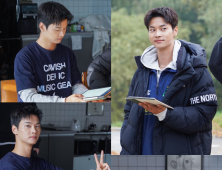 차학연, ‘노무사 노무진’ 대본 열독…본방 사수 부르는 비하인드컷