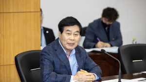 ‘공무원 폭행’ 구미시의원, ‘출석정지’…의원직 유지