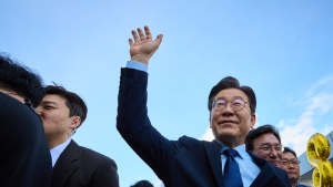 이재명 대통령, 수보회의서 ‘경제·안보’ 능동적 대응 강조