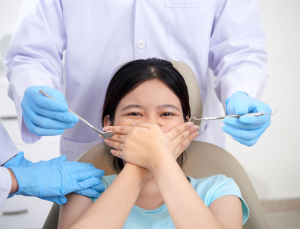 “나눠서 뽑을걸” 임플란트 보험, 연간 한도 주의보