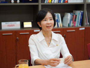 최수진 “국힘, 혁신위원장 선임 중요…당 깊이 아는 사람이 하면 좋을 것”