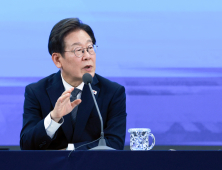 李대통령 “광주 군공항 이전, 정부가 주관할 것…TF 설치”