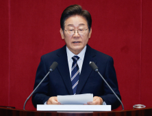 李대통령 “경기회복 골든타임…30.5조원 추경 협조” 당부