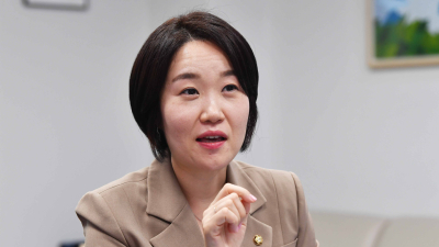 이소영, 지역부터 시작하는 ‘의정’…“행복한 삶으로 보답” [쿡 인터뷰]