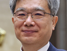 李대통령, 헌재소장 김상환·헌법재판관 오영준·국세청장 임광현 지명 