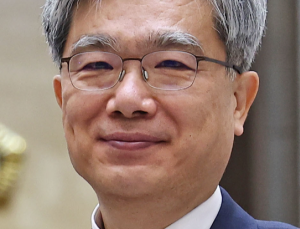 李대통령, 헌재소장 김상환·헌법재판관 오영준·국세청장 임광현 지명 