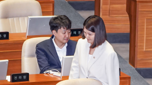 ‘비례 승계’ 손솔, 국회 본회의서 “이준석 징계해달라” 요청