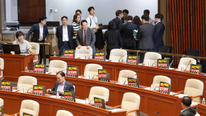 국회 예결위, 추경 심사 첫날부터 ‘삐걱삐걱’…與 양보로 파행 면해