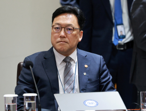 금융위원장  “빚내서 집 사기, 이젠 막아야…시간 없었다”