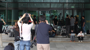 내란특검, 尹에 5일 출석 재통지…불응 시 체포영장 청구