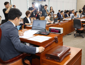 전공의 다시 등 돌릴라…‘수련환경 개선’ 예산 249억 증액