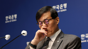 8~9월 가계대출 경고등…한은 “추가 금리 인하에 신중”