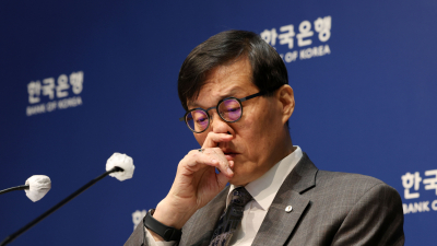 8~9월 가계대출 경고등…한은 “추가 금리 인하에 신중”