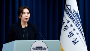 대통령실 “부동산 대출 규제 상황 주시…공급 대책 검토 중”