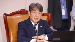 여야 ‘상법 개정’ 합의 처리 노력키로…법사위, 쟁점 두고 ‘정책 대결’