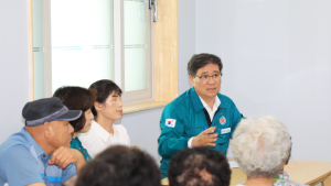 폭염 속 현장 소통…진병영 함양군수, 무더위 쉼터 점검 분주