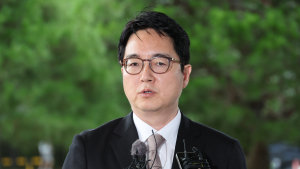 심우정, 마지막 출근길서 “형사사법 시스템은 국민 기본권과 직결”