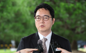 심우정, 마지막 출근길서 “형사사법 시스템은 국민 기본권과 직결”
