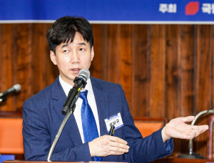 국민 의료비 부담 증가…“필수 비급여 선별·관리해야” [2025 쿠키뉴스 건강포럼]