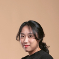 규제의 무게, 기업의 미래는 견딜 수 있나 [데스크 창]