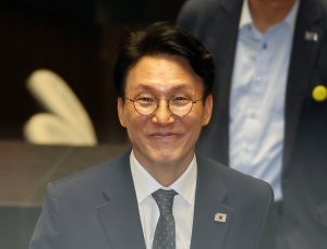 ‘국회 인준’ 김민석 “폭정 세력이 만든 경제위기 극복이 제1과제”