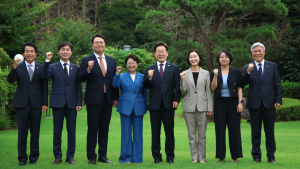 조국 사면·검찰개혁 제안 쏟아진 야5당 오찬…李대통령 “노동자 실태 파악하라”