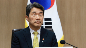 국무위원 줄소환…내란특검, 이주호·박종준 소환 조사