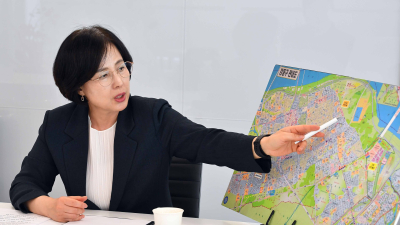 “고덕엔 기업을, 한강변엔 생태를”…이수희 강동구청장, 도시 재설계 본격화 [쿠키인터뷰]