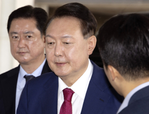 내란특검, 尹 2차 대면조사 진행…“체포방해 등 혐의 집중 조사”