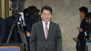 시작부터 무너진 ‘국민의힘 혁신위’…“정부·여당 어부지리”