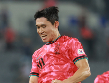 이동경 환상 감아차기 골…한국, 중국에 1-0 리드 [쿠키 현장]