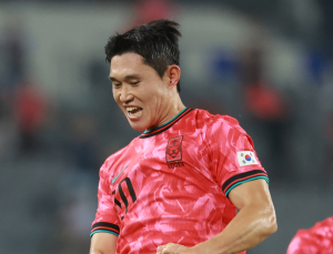 이동경 환상 감아차기 골…한국, 중국에 1-0 리드 [쿠키 현장]