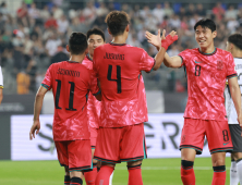 김주성 데뷔 골…홍명보호, 중국 3-0 압도 [쿠키 현장]