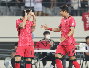 ‘골골골’ 공한증 다시 새긴 홍명보호…중국에 3-0 대승 [쿠키 현장]