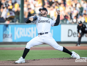 ‘6월 ERA·승리 1위’ 롯데 감보아, 월간 MVP 선정