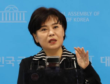 野, 혁신위원장에 윤희숙 임명…당 재정비 돌입