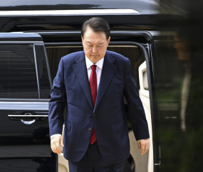 윤 전 대통령, 두 번째 영장실질심사 출석...4개월 만에 재구속되나 [쿠키포토]