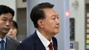 재구속 尹, 내란 10차 공판 불출석…재판부 “기일 외 증거조사”