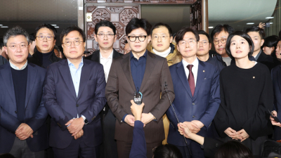 與, 내란특별법 압박 막아선 한동훈…“계엄 해제 野 구명줄 돼”