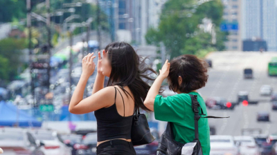 폭염 ‘버티기’가 기본값인 한국…외국은 어떻게 보호하나 [폭염, 일터를 덮치다⓷]