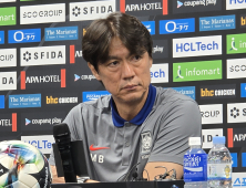 ‘홍콩전 2-0 승’ 아쉬운 홍명보 “1~2골 더 넣었어야 했는데…”