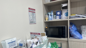 의료기기 간납사 규제, 수년째 구멍…부담은 제조사·환자 몫